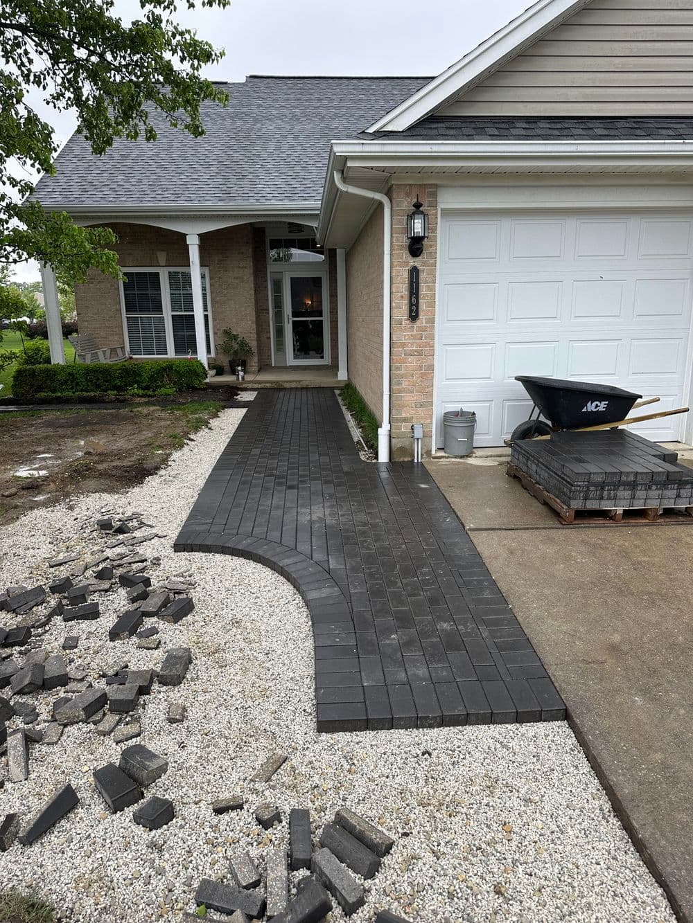 Gallery photos for Paver Walkway Front Entrance: Image #4